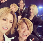 X JAPANのYOSHIKIが涙！GLAY20周年ライブで奇跡のサプライズ！